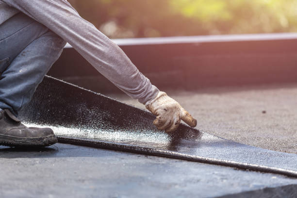 Professional Crawl Space Encapsulation technician working in River Rouge, MI